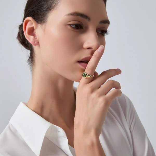 Forest Green Cabochon Signet Ring – Vintage-Inspired Wide Band Statement Ring